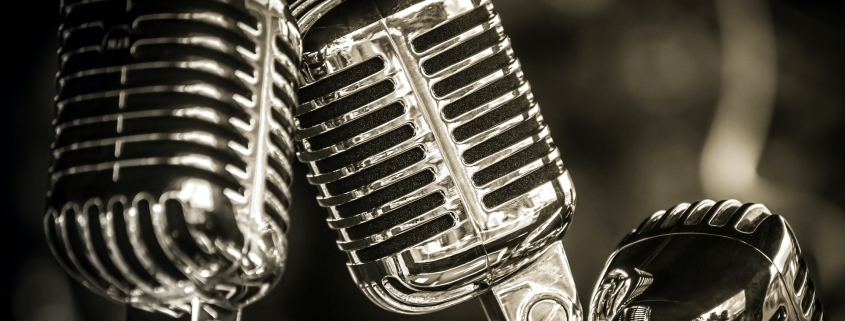 retro microphone